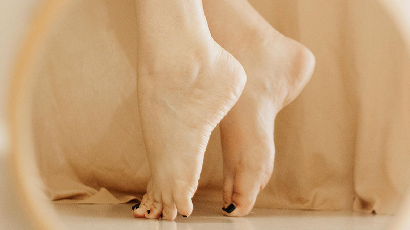 WHY IS VINEGAR BAD FOR NAIL FUNGUS?